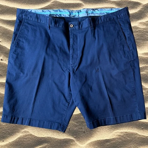 Tommy Bahama Shorts in Navy and Black Color - Picture 5 of 7